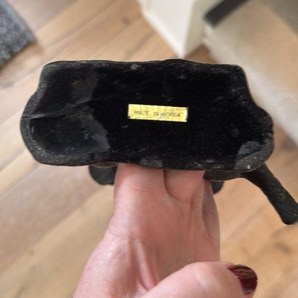 Vintage Whimsical Bronze Rabbit Candle Holder - Picture 8 of 8